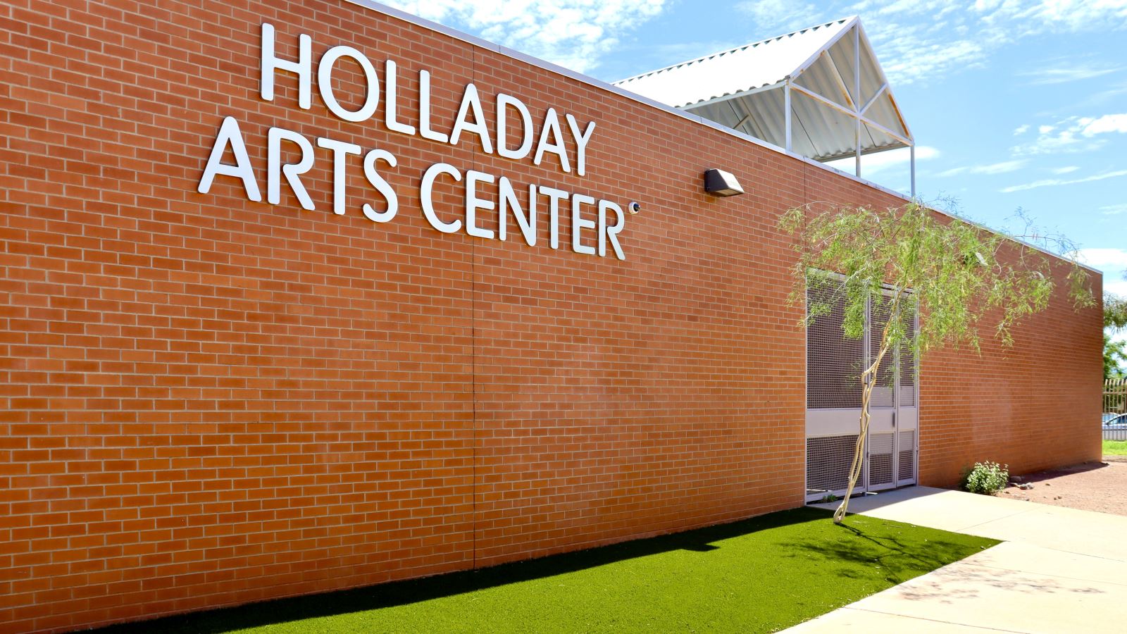 Holladay Arts Center Building.